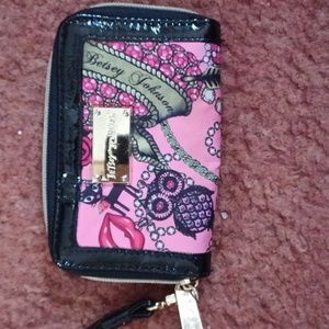 Betsey Johnson pink wallet FIRM